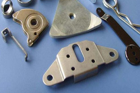 加工精密沖壓件時(shí)需要注意哪些事項(xiàng)?